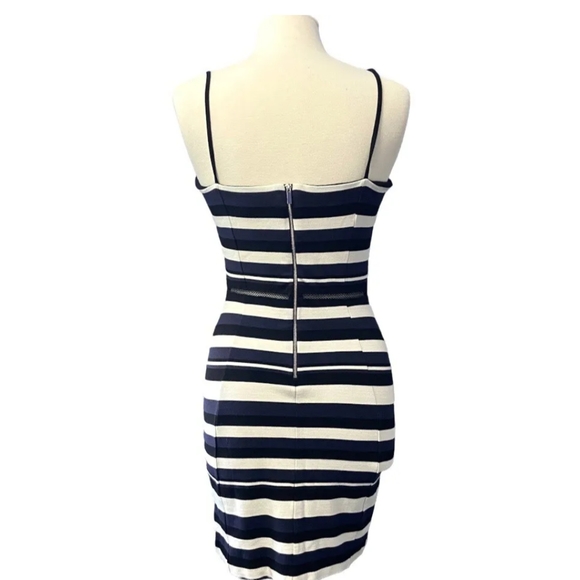 French Connection Chantilly Black White Stripe Sheath Mini Dress Stretch Size 4 - Picture 5 of 10